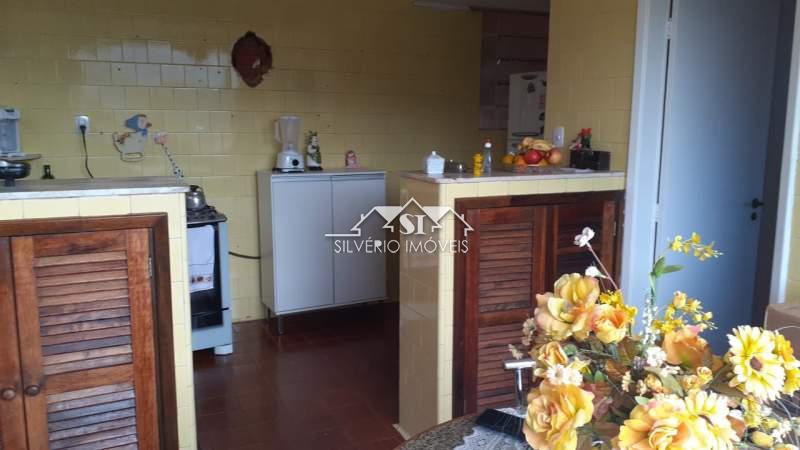 Casa à venda com 5 quartos, 320m² - Foto 38
