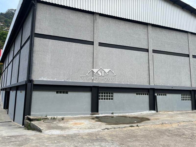 Imóvel Comercial para Alugar em Quissamã, Petrópolis - RJ - Foto 17