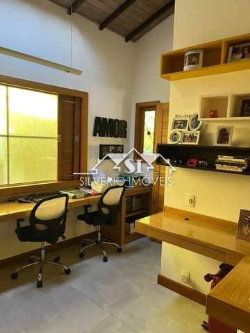 Casa à venda com 3 quartos, 350m² - Foto 4