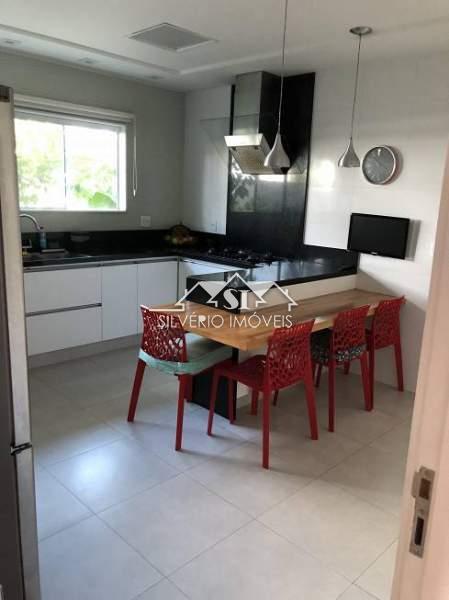 Casa à venda e aluguel com 6 quartos, 470m² - Foto 3