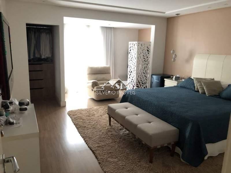 Casa à venda e aluguel com 6 quartos, 470m² - Foto 8