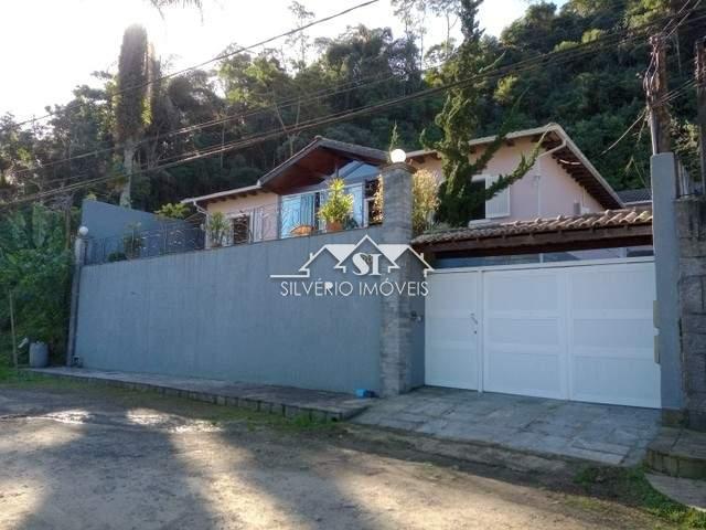 Casa à venda com 4 quartos, 300m² - Foto 16