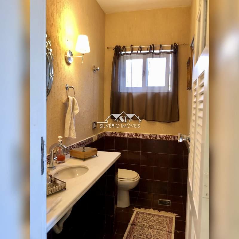 Casa à venda com 4 quartos, 300m² - Foto 10