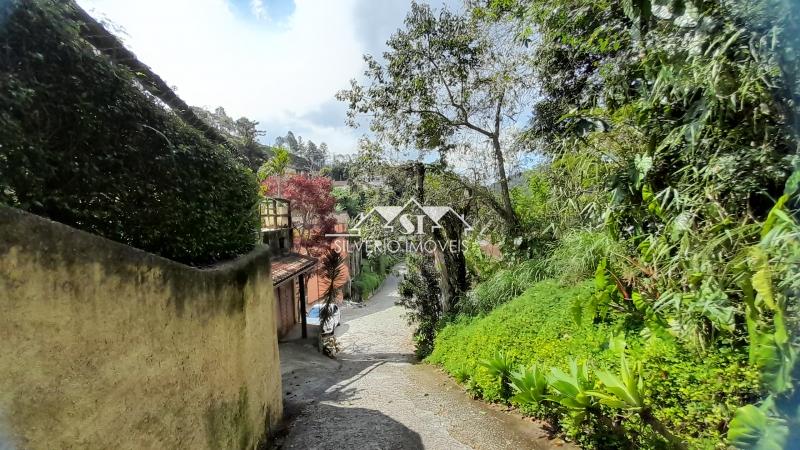 Terreno Residencial à venda em Carangola, Petrópolis - RJ - Foto 3