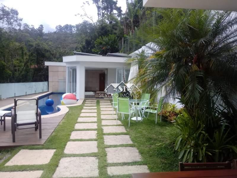 Casa à venda com 4 quartos, 280m² - Foto 4