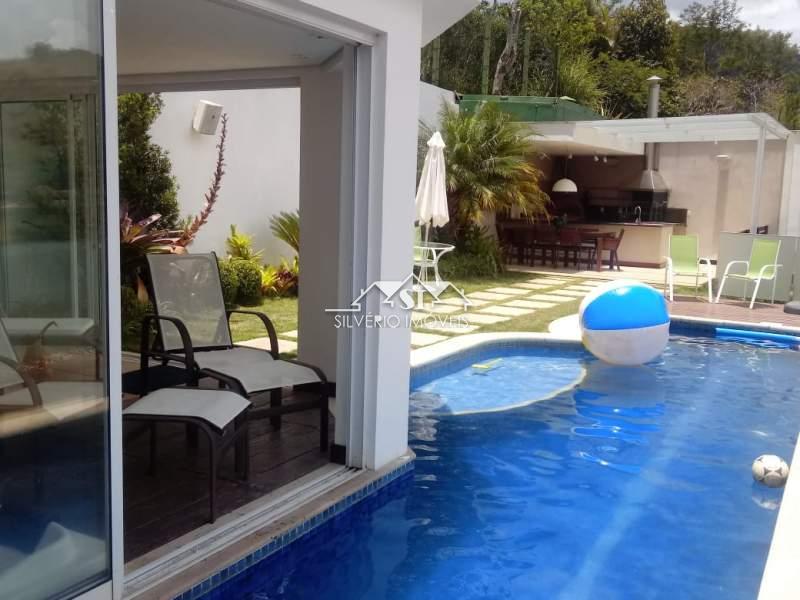 Casa em Itaipava - Petrópolis/RJ  - 4 Quartos