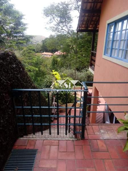Casa à venda com 4 quartos, 280m² - Foto 23