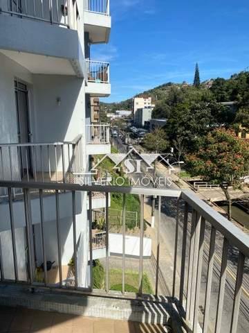 Apartamento à venda com 3 quartos, 110m² - Foto 2