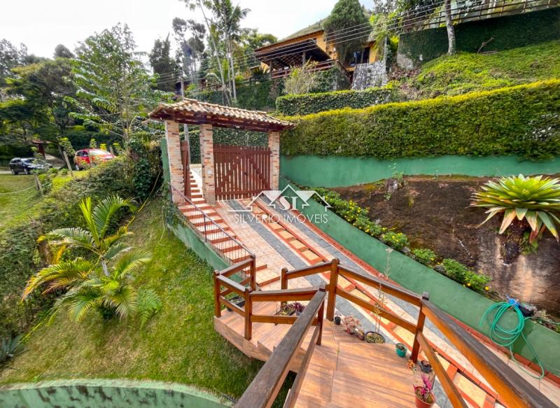 Casa à venda e aluguel com 3 quartos, 800m² - Foto 15