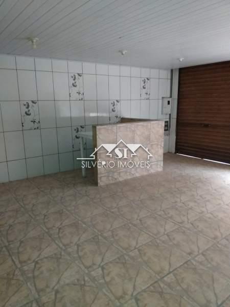 Loja em Quarteirão Brasileiro - Petrópolis/RJ 