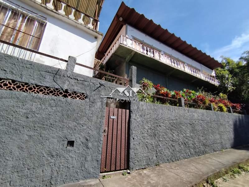 Casa em Siméria - Petrópolis/RJ  - 3 Quartos