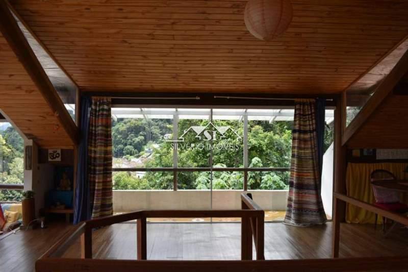 Casa à venda com 3 quartos, 140m² - Foto 3