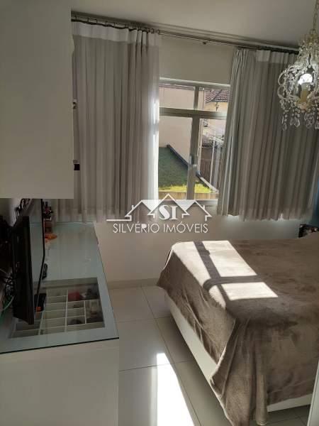 Apartamento à venda com 3 quartos, 128m² - Foto 4