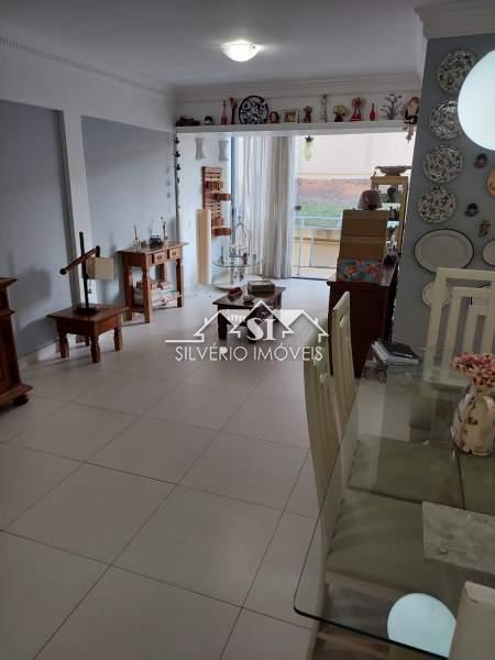 Apartamento à venda com 3 quartos, 128m² - Foto 32