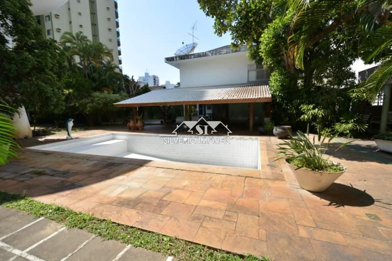 Casa à venda com 4 quartos, 3500m² - Foto 8