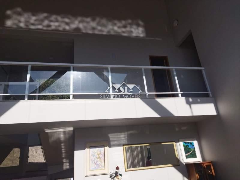 Casa à venda com 5 quartos, 315m² - Foto 5