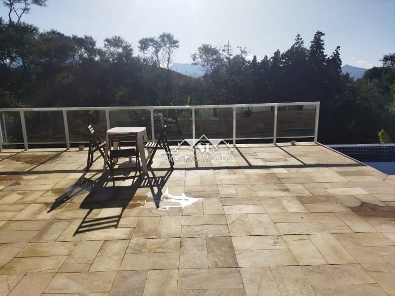 Casa à venda com 5 quartos, 315m² - Foto 27