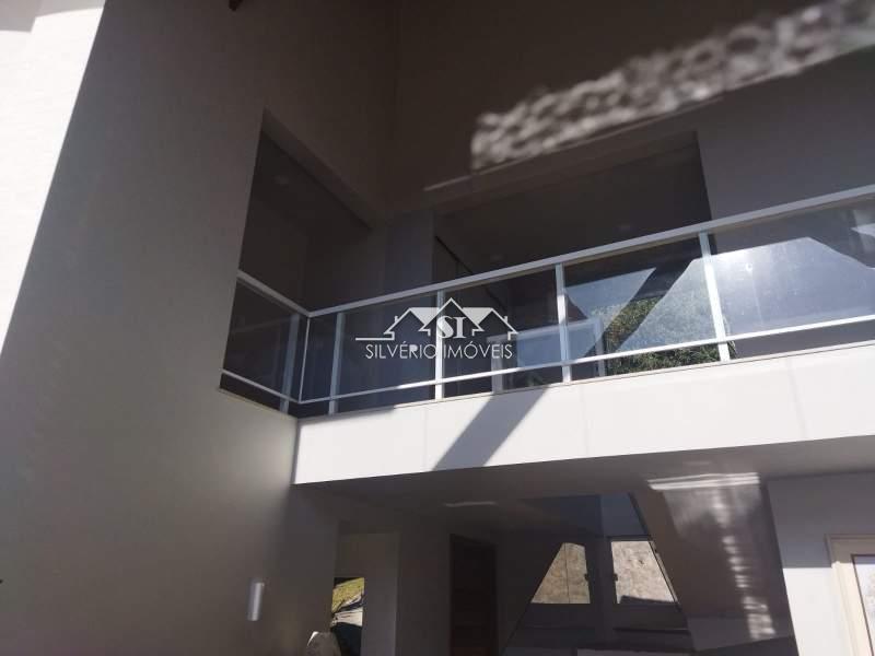 Casa à venda com 5 quartos, 315m² - Foto 7