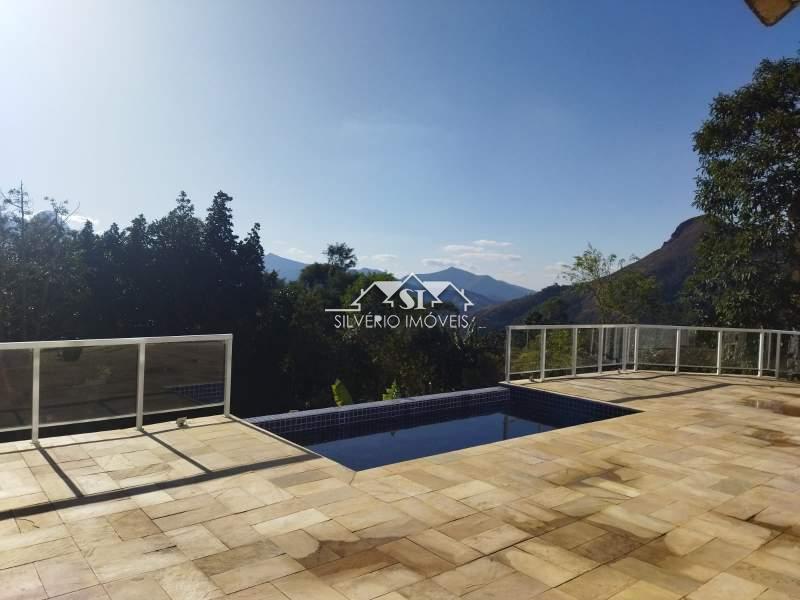 Casa à venda com 5 quartos, 315m² - Foto 25