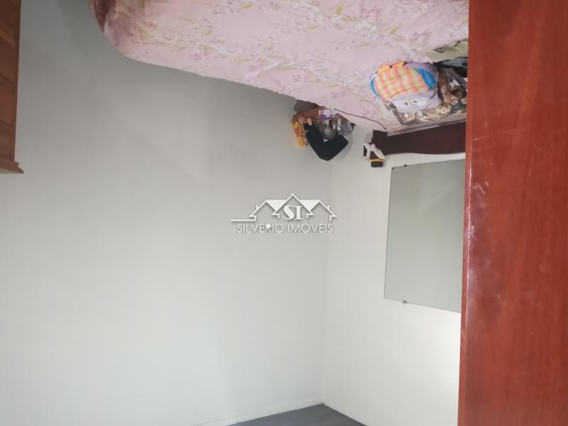Casa à venda com 4 quartos, 100m² - Foto 15