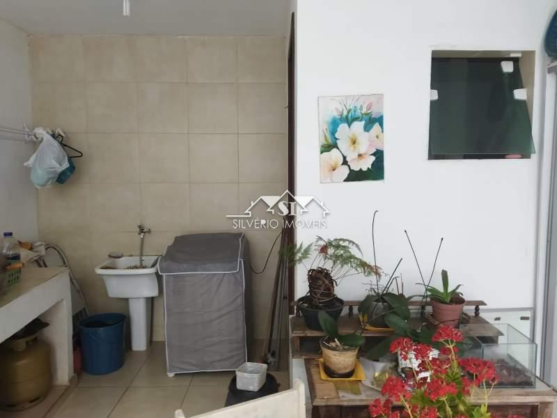 Casa à venda com 3 quartos, 240m² - Foto 22
