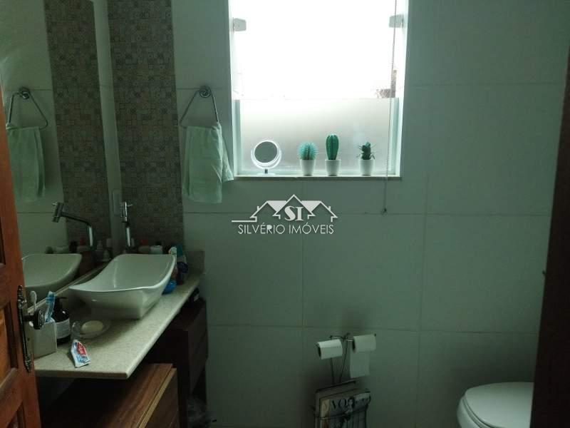 Casa à venda com 3 quartos, 240m² - Foto 23