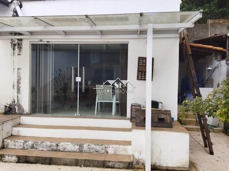 Casa à venda com 3 quartos, 240m² - Foto 24