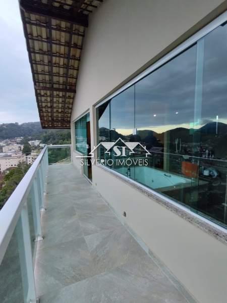 Casa à venda com 3 quartos, 160m² - Foto 2