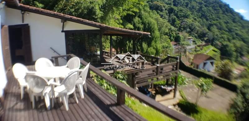 Casa à venda com 5 quartos, 300m² - Foto 18