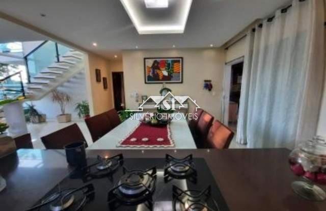 Casa à venda com 4 quartos, 400m² - Foto 2