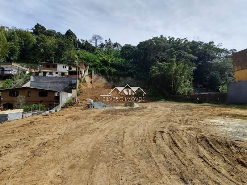 Terreno em Quissamã - Petrópolis/RJ 