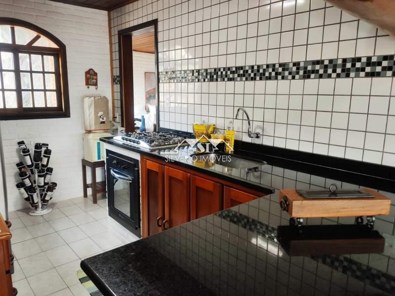 Casa à venda com 3 quartos, 119m² - Foto 13