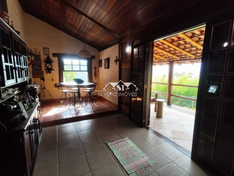 Casa à venda com 3 quartos, 119m² - Foto 32
