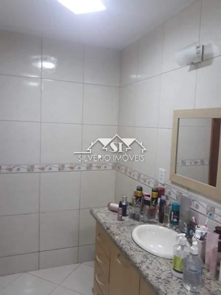 Casa à venda com 3 quartos, 65m² - Foto 3