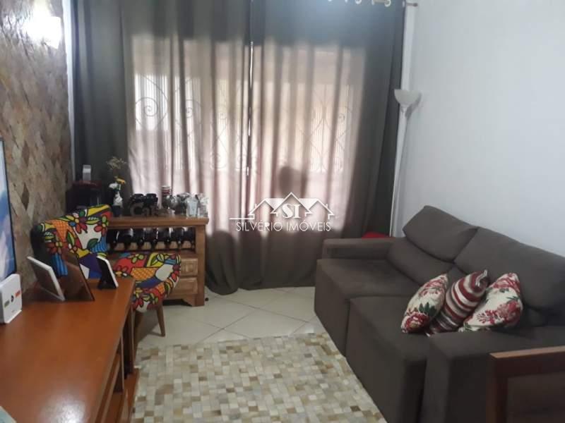 Casa à venda com 3 quartos, 65m² - Foto 4