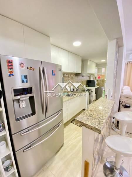 Apartamento à venda com 3 quartos, 90m² - Foto 21