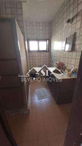 Casa à venda com 3 quartos, 120m² - Foto 12