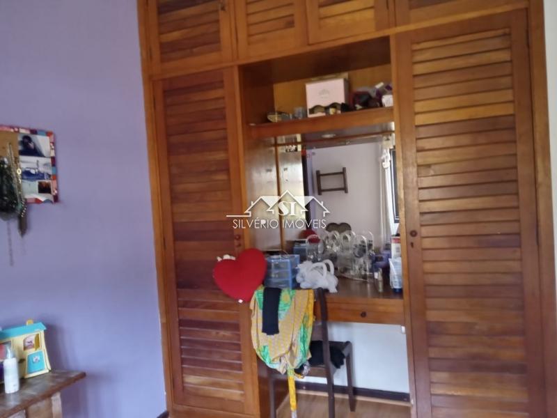 Casa à venda com 3 quartos, 120m² - Foto 14