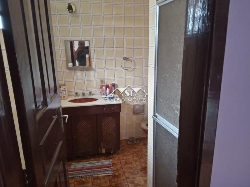 Casa à venda com 3 quartos, 120m² - Foto 11