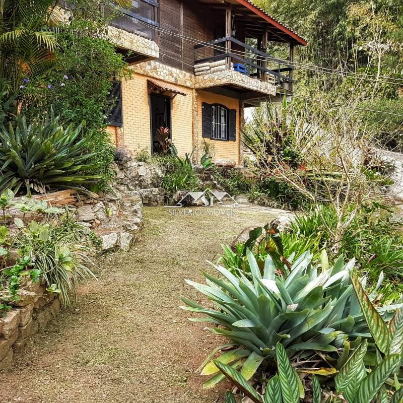 Casa em Samambaia - Petrópolis/RJ  - 4 Quartos