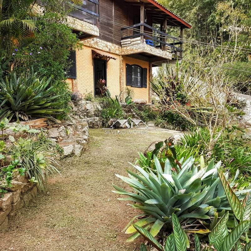 Casa para Alugar  à venda em Samambaia, Petrópolis - RJ - Foto 1