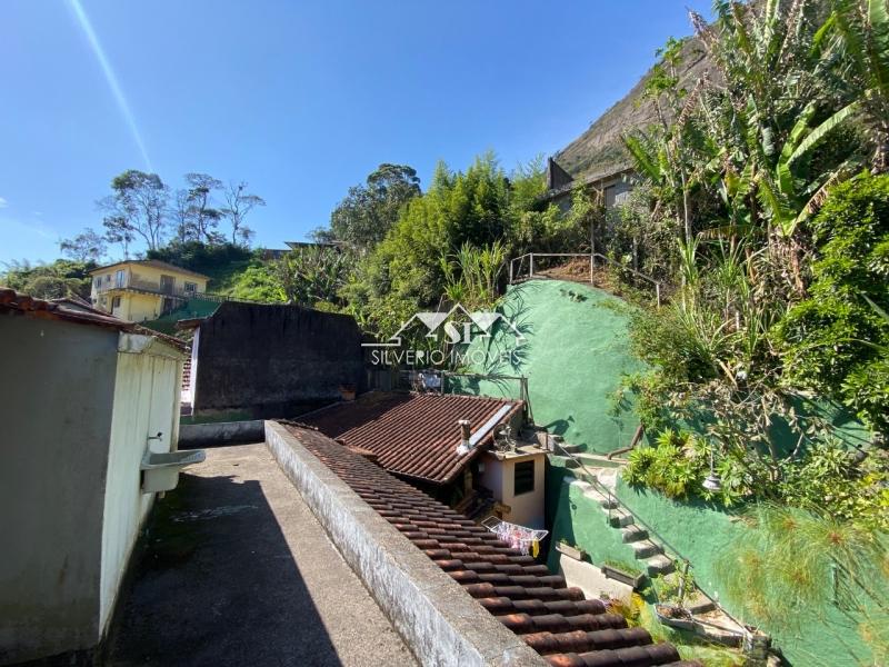 Casa à venda com 4 quartos, 350m² - Foto 6