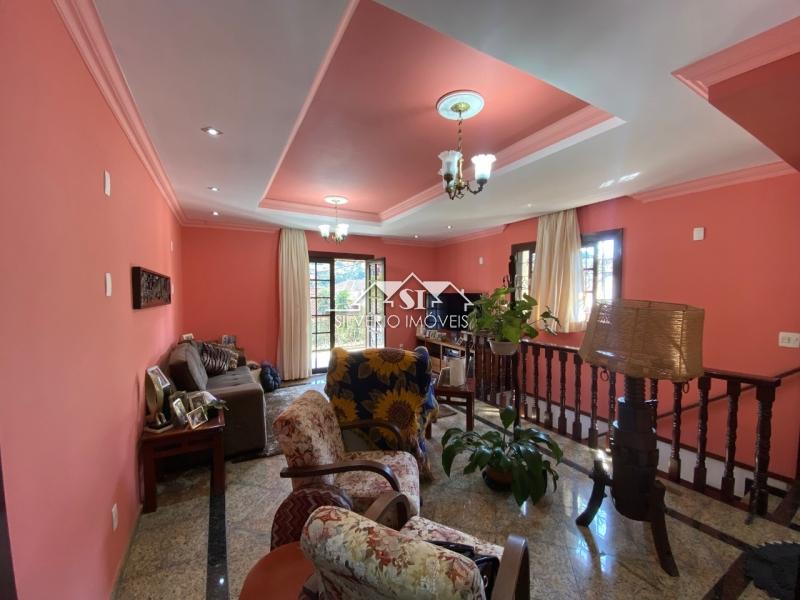 Casa à venda com 4 quartos, 350m² - Foto 12
