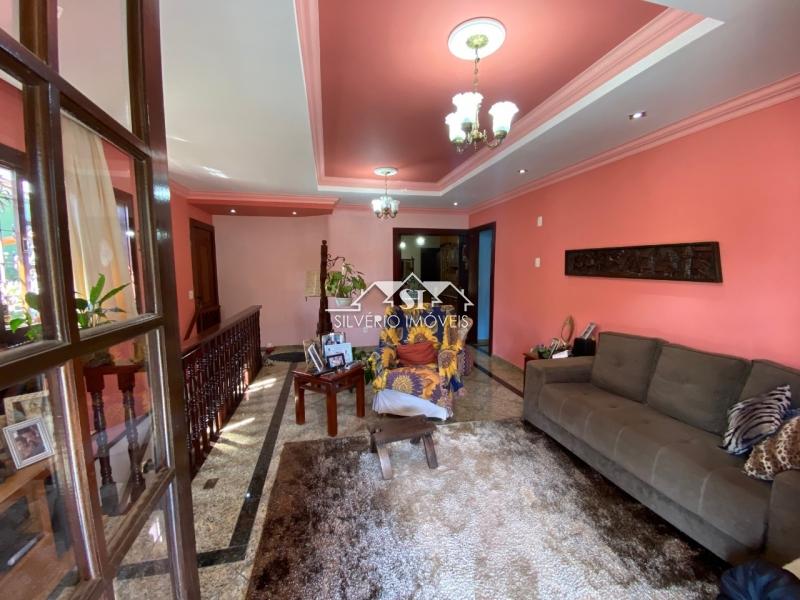 Casa à venda com 4 quartos, 350m² - Foto 13