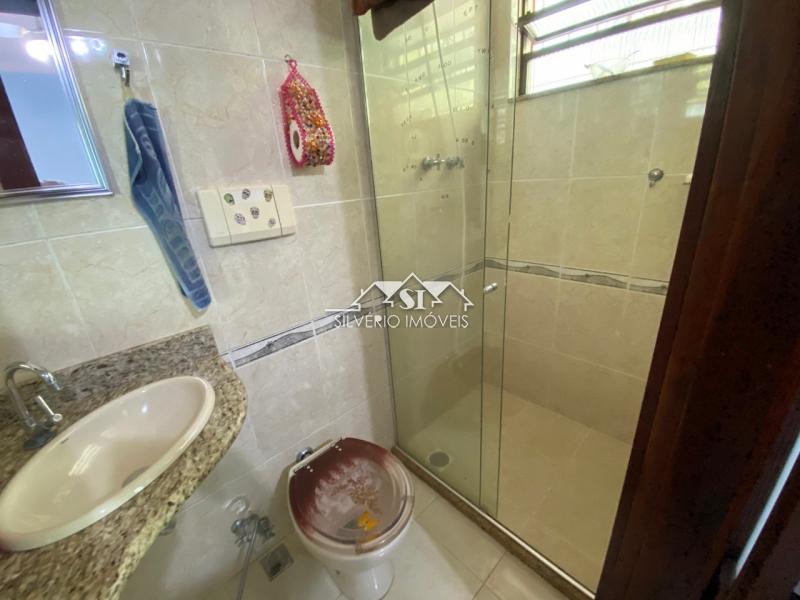 Casa à venda com 4 quartos, 350m² - Foto 23