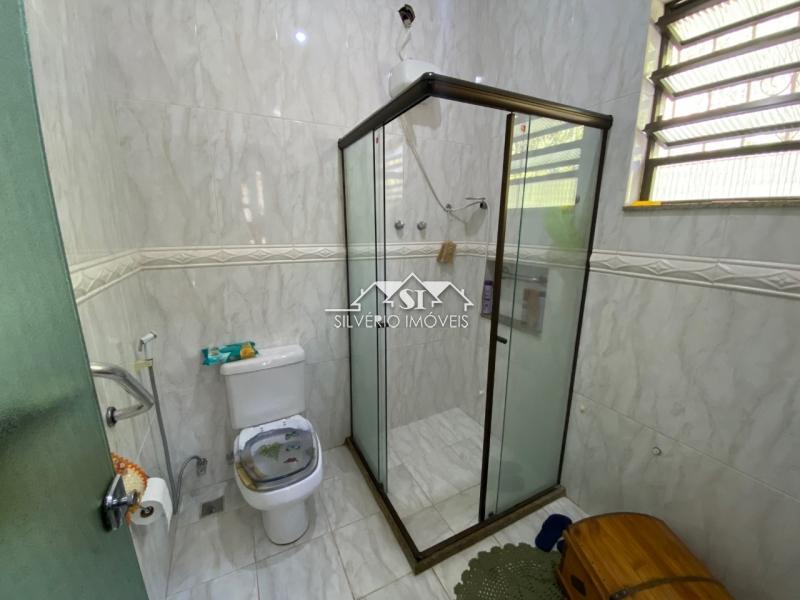 Casa à venda com 4 quartos, 350m² - Foto 24
