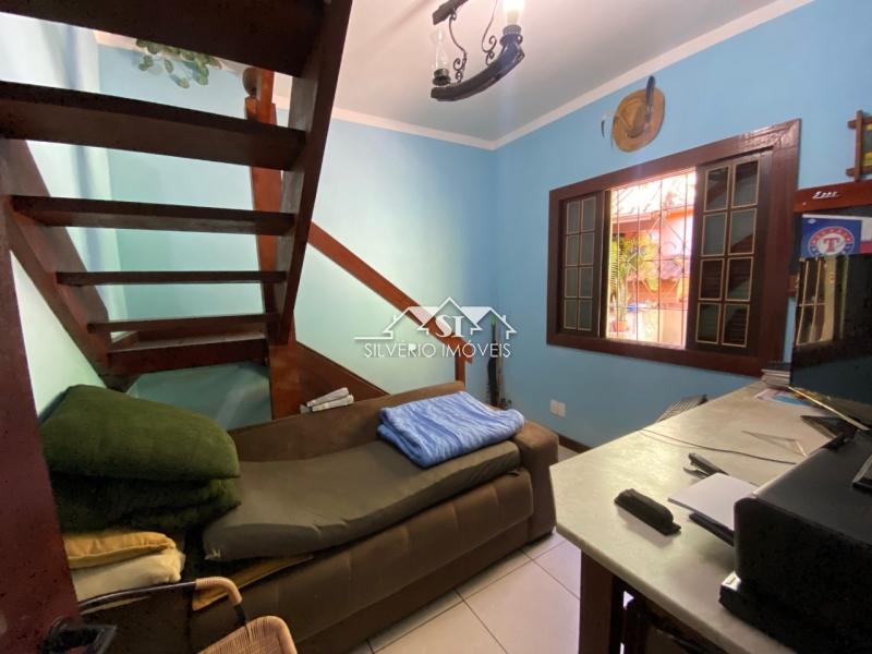 Casa à venda com 4 quartos, 350m² - Foto 26