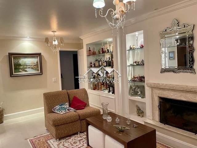 Casa à venda com 5 quartos, 320m² - Foto 6