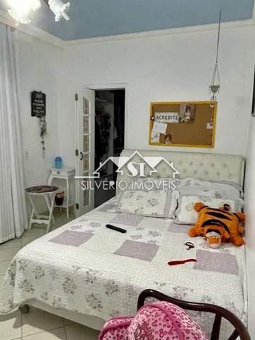 Casa à venda com 5 quartos, 320m² - Foto 13