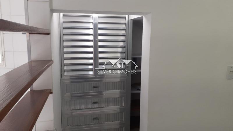 Casa à venda com 7 quartos, 310m² - Foto 12